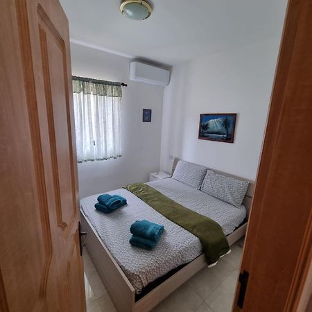 סיינט פול ביי Modern Three Bedroom Apartment In Center Bugibba מראה חיצוני תמונה