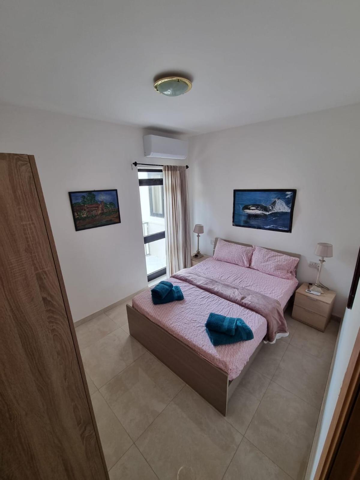 סיינט פול ביי Modern Three Bedroom Apartment In Center Bugibba מראה חיצוני תמונה